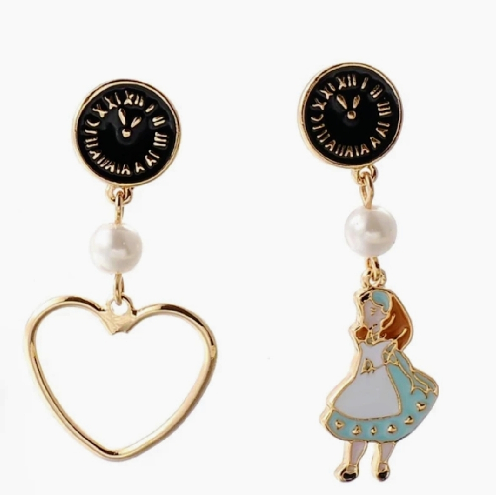Disney Alice in Wonderland Earrings